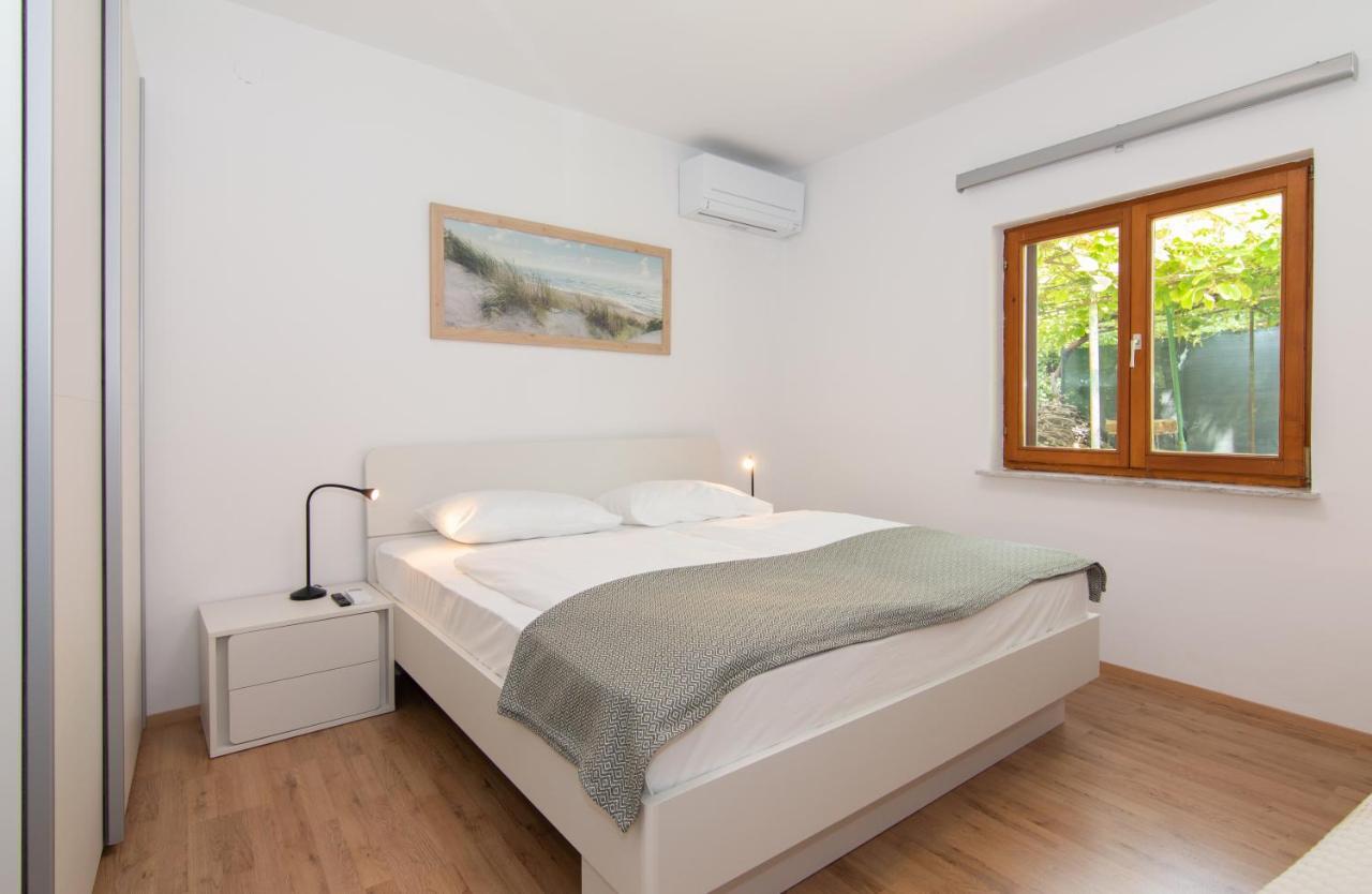 Walls Of Piran Apartments And Rooms Extérieur photo