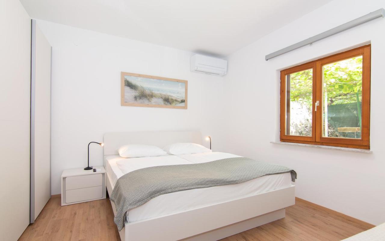 Walls Of Piran Apartments And Rooms Extérieur photo